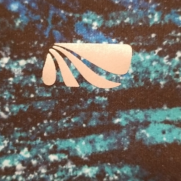 💕MARIKA💕 The Hottie PWR TEK 3" Inseam Shorts - Picture 4 of 9